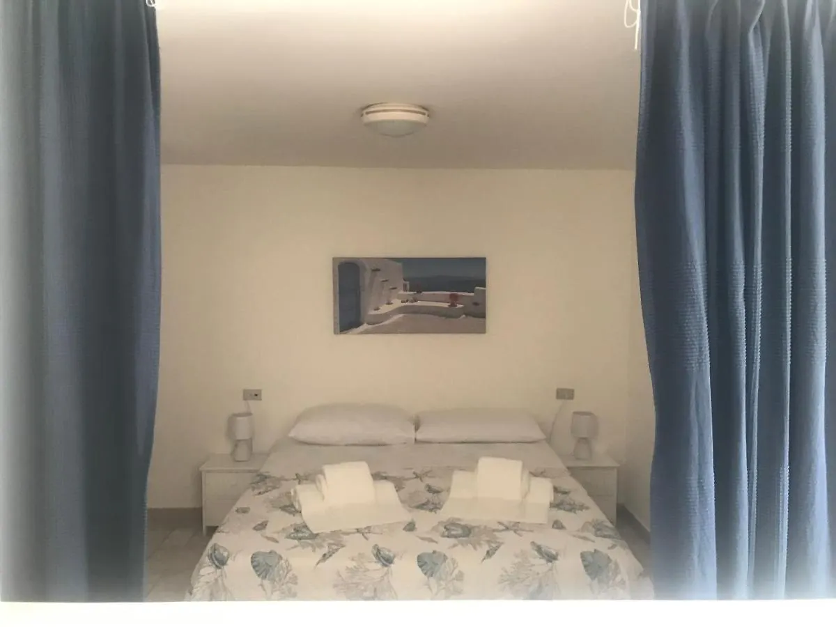 Villa Antonia sul mare con piscina Torre a mare  Bari 0*,