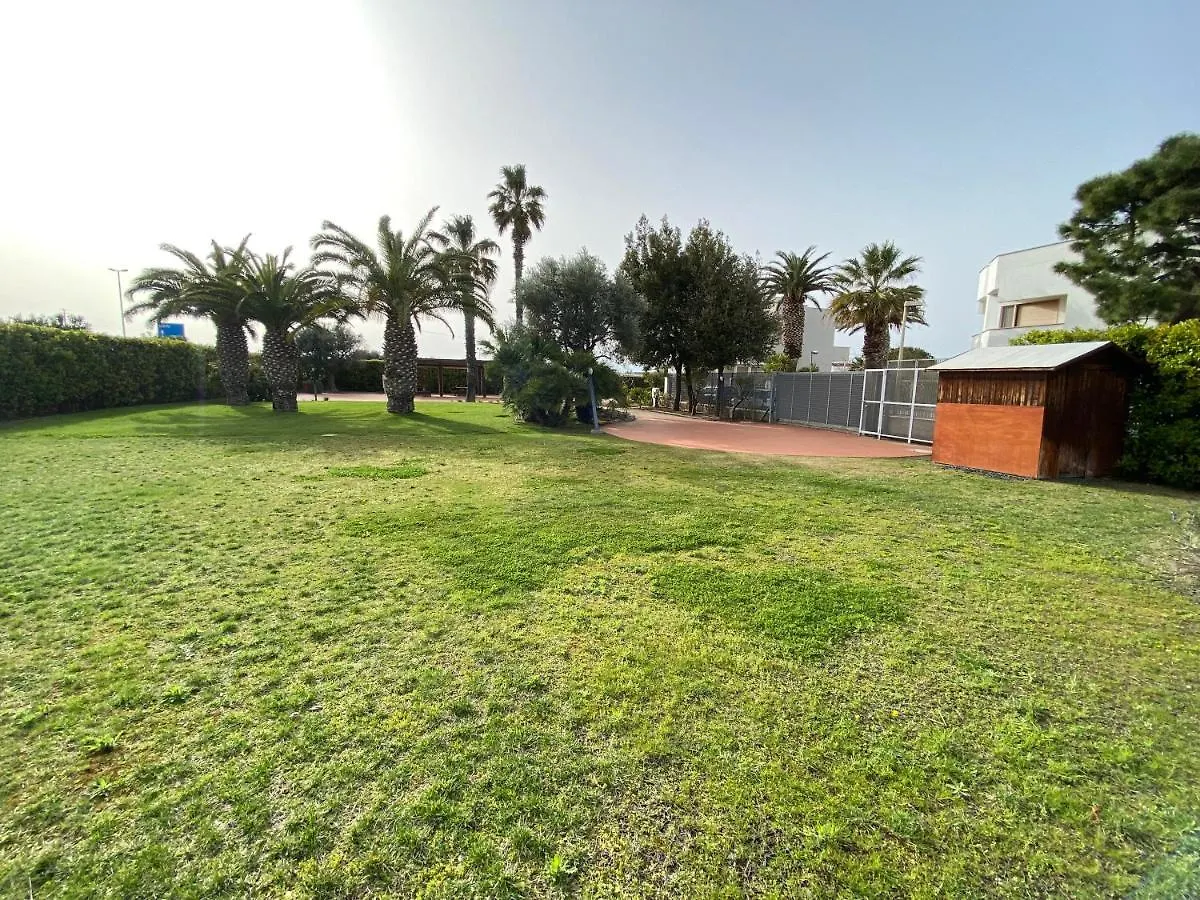 Villa Antonia sul mare con piscina Torre a mare  Bari 0*,