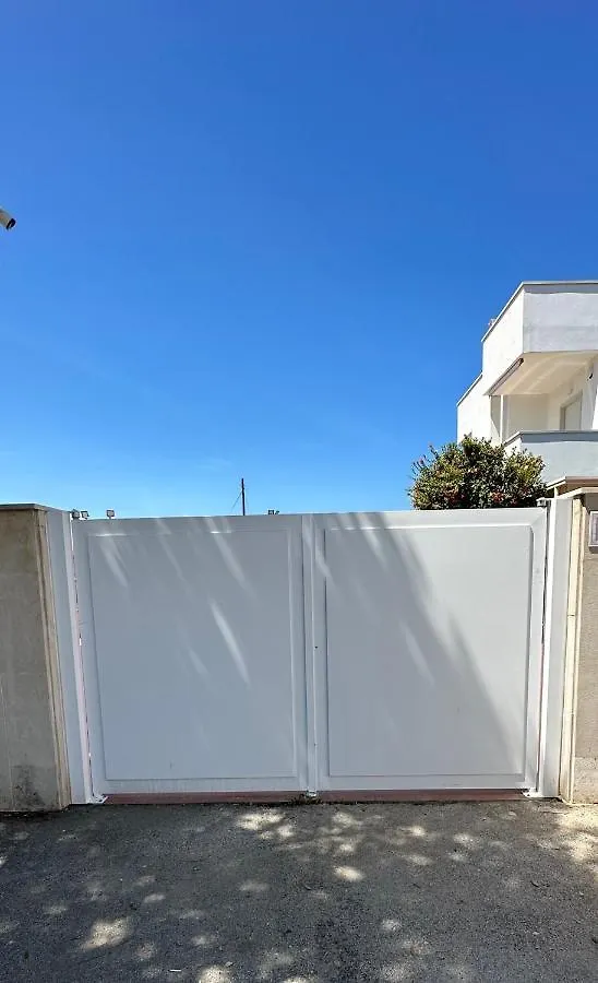 Villa Antonia Sul Mare Con Piscina Torre A Mare Bari