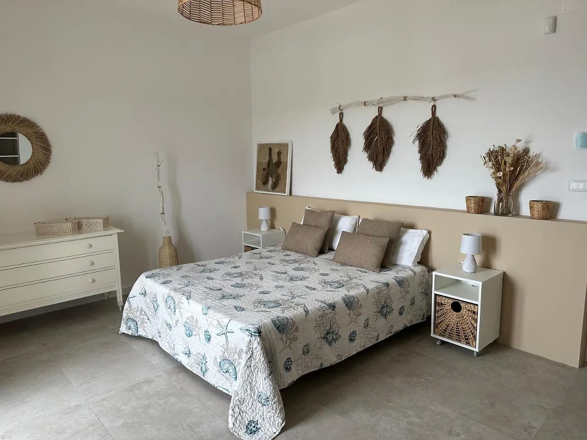 Villa Antonia sul mare con piscina Torre a mare  Bari Italia