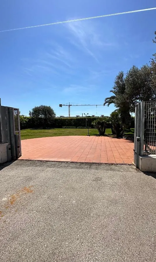 Villa Antonia Sul Mare Con Piscina Torre A Mare Bari 0*,